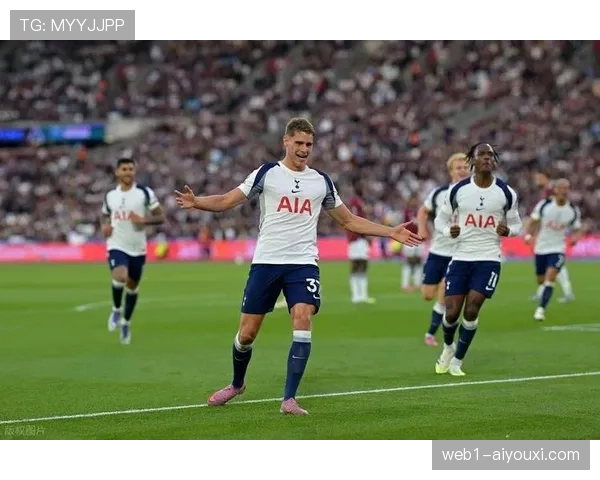 比利亚雷亚尔前锋莫莱罗状态火热 成球队抢分关键先生 比利亚雷亚尔前锋莫莱罗状态火热 成球队抢分关键先生